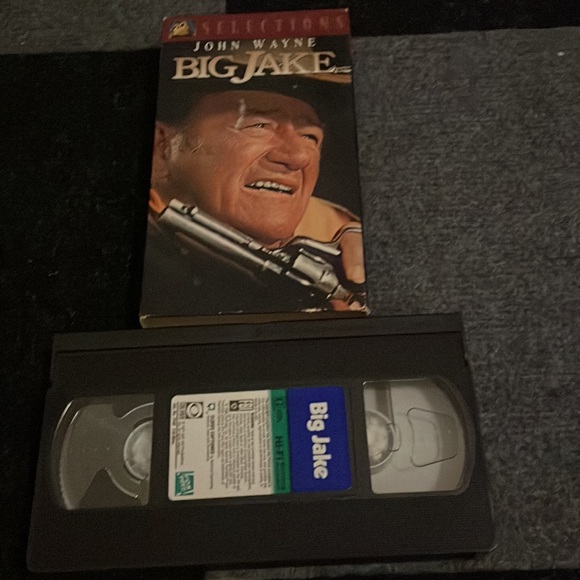 Big Jake VHS Tape - Picture 3 of 3